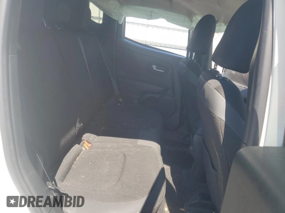 2020 Jeep Renegade Altitude with VIN ZACNJABBXLPL83867, listed as a Copart auction lot 53523955 with 59,045 mi miles and Salvage title. Bid and sale history available at DreamBid. Image 10.
