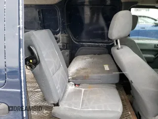 2010 Ford Transit Connect XL z VIN NM0LS7AN9AT024630, wystawiony jako Copart lot #45408485 z przebiegiem 147 927 mil mil oraz Szkoda całkowita • Salvage title. Historia ofert i sprzedaży dostępna na DreamBid. Obrazek 11.