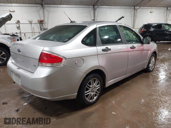 2010 Ford Focus SE with VIN 1FAHP3FN7AW137685, listed as a IAAI auction lot 41427515 with 162,053 mi miles. Bid and sale history available at carsss.com. Image 4.