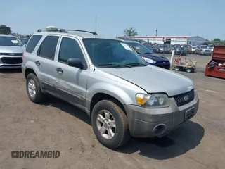 2006 Ford Escape XLT with VIN 1FMCU03166KB34803, listed as a IAAI auction lot 42425651 with 178,008 mi miles and . Bid and sale history available at DreamBid. Image 1.