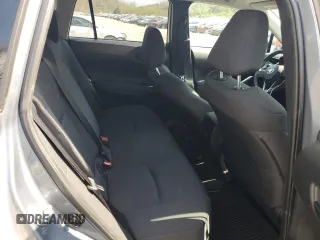 2022 Toyota Corolla Cross LE z VIN 7MUCAAAG1NV019209, wystawiony jako Copart lot #52575315 z przebiegiem 35 338 mil mil oraz Szkoda całkowita • Salvage title. Historia ofert i sprzedaży dostępna na DreamBid. Obrazek 10.
