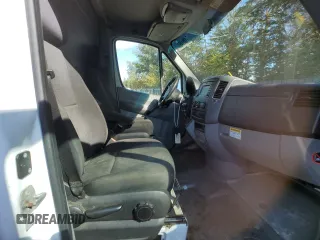 2016 Mercedes-Benz Sprinter Cargo with VIN WD3PE7DD7GP272319, listed as a Copart auction lot 71381453 with 272,132 mi miles. Bid and sale history available at carsss.com. Image 11.