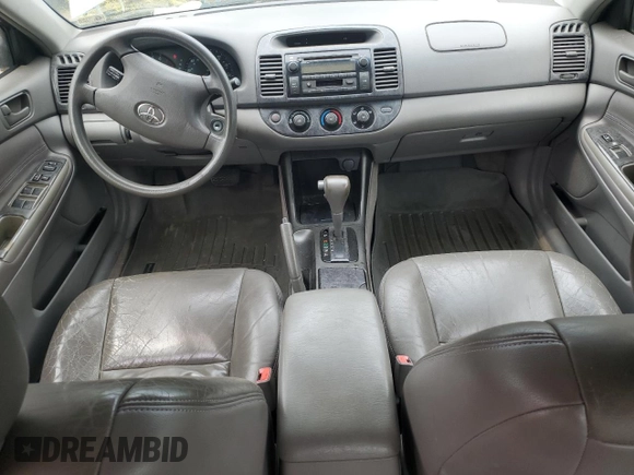 2002 Toyota Camry LE z VIN 4T1BE32K82U635971, wystawiony jako Copart lot #60784855 z przebiegiem Nie podano mil oraz Szkoda całkowita • Salvage title. Historia ofert i sprzedaży dostępna na DreamBid. Obrazek 8.
