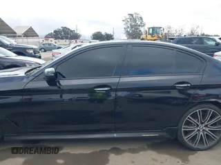 2018 BMW 5 Series 540i z VIN WBAJE5C5XJWA94252, wystawiony jako IAAI lot #42119366 z przebiegiem 53 762 mil mil oraz . Historia ofert i sprzedaży dostępna na DreamBid. Obrazek 14.