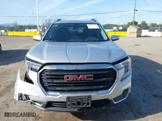 2022 GMC Terrain SLE with VIN 3GKALTEV0NL127766, listed as a IAAI auction lot 41831913 with 50,996 mi miles. Bid and sale history available at carsss.com. Image 12.