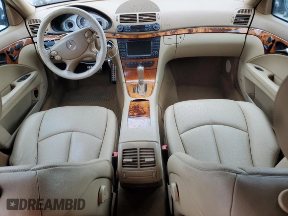 2008 Mercedes-Benz E 350 Luxury z VIN WDBUF87X48B310412, wystawiony jako Copart lot #58168015 z przebiegiem 147 515 mil mil oraz Szkoda całkowita • Salvage title. Historia ofert i sprzedaży dostępna na DreamBid. Obrazek 8.