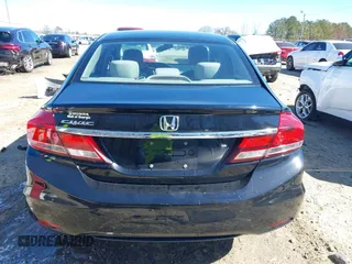 2015 Honda Civic Sedan LX with VIN 19XFB2E57FE005765, listed as a IAAI auction lot 41642913 with 187,909 mi miles. Bid and sale history available at carsss.com. Image 17.