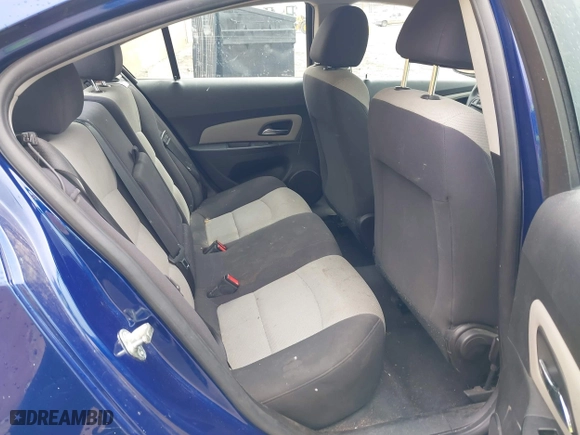 2013 Chevrolet Cruze LS with VIN 1G1PA5SG1D7238724, listed as a IAAI auction lot 41814212 with 133,243 mi miles. Bid and sale history available at carsss.com. Image 8.