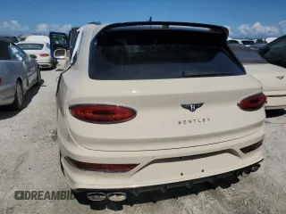 2021 Bentley Bentayga Speed z VIN SJAAR2ZV1MC038279, wystawiony jako Copart lot #75237294 z przebiegiem Nie podano mil oraz Nie do naprawy • Non repairable. Historia ofert i sprzedaży dostępna na DreamBid. Obrazek 6.