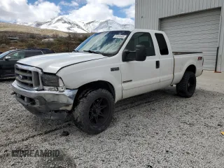 2003 Ford Super Duty F-250 XL with VIN 1FTNX21F03EB11672, listed as a Copart auction lot 51553485 with 382,272 mi miles and Salvage Title. Bid and sale history available at carsss.com. Image 1.