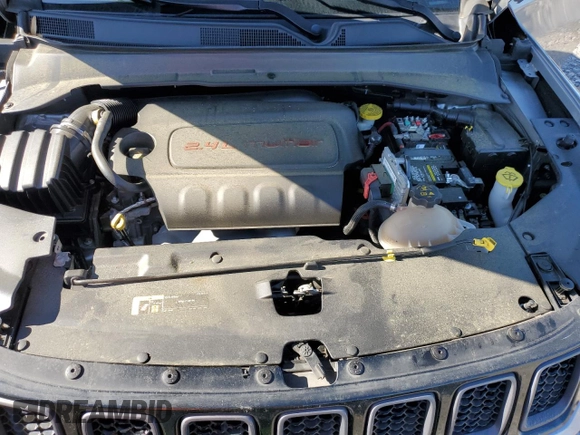 2020 Jeep Compass Trailhawk with VIN 3C4NJDDB6LT195910, listed as a Copart auction lot 55456015 with 122,138 mi miles and Salvage title. Bid and sale history available at DreamBid. Image 12.
