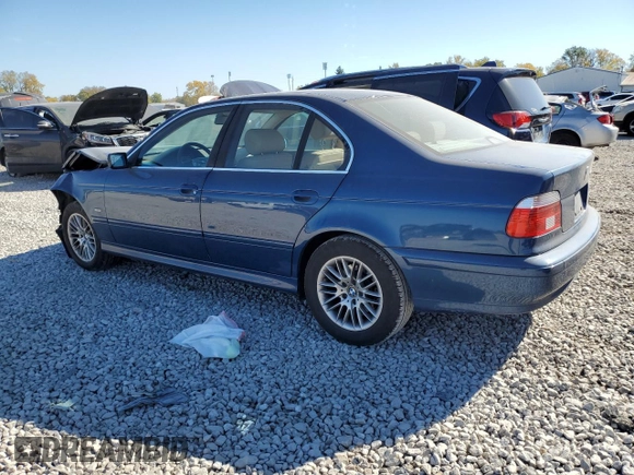 2002 BMW 5 Series 530iA with VIN WBADT63482CH86089, listed as a Copart auction lot 77243944 with 116,240 mi miles and Salvage Title. Bid and sale history available at carsss.com. Image 2.