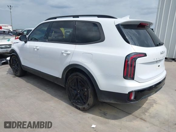 2024 Kia Telluride EX X-Line with VIN 5XYP3DGC4RG483058, listed as a IAAI auction lot 42070627 with 15,690 mi miles and . Bid and sale history available at DreamBid. Image 3.