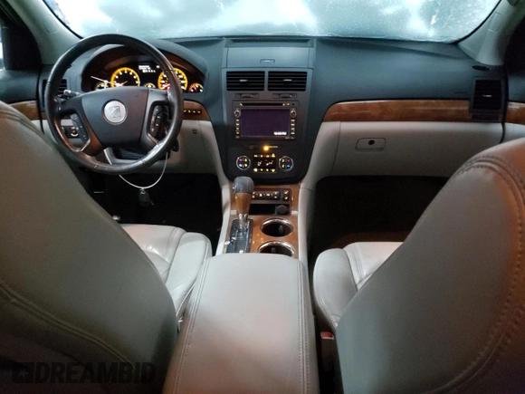 2010 Saturn Outlook z VIN 5GZLRWED7AJ134970, wystawiony jako Copart lot #42146565 z przebiegiem 175 481 mil mil oraz Czysty tytuł • Clean title. Historia ofert i sprzedaży dostępna na DreamBid. Obrazek 8.