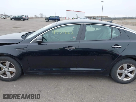 2015 Kia Optima LX with VIN 5XXGM4A7XFG388562, listed as a IAAI auction lot 41937822 with 136,764 mi miles. Bid and sale history available at carsss.com. Image 14.