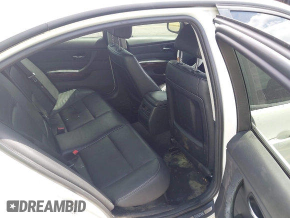 2011 BMW 3 Series 328i xDrive with VIN WBAPK5C51BF124871, listed as a IAAI auction lot 42081999 with 129,120 mi miles. Bid and sale history available at carsss.com. Image 8.