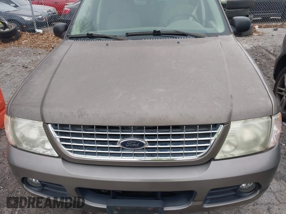 2004 Ford Explorer XLT z VIN 1FMZU63K64UB38633, wystawiony jako IAAI lot #41647422 z przebiegiem 232 857 mil mil oraz . Historia ofert i sprzedaży dostępna na DreamBid. Obrazek 6.
