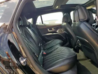 2024 Mercedes-Benz EQS 450 z VIN W1KCG2EB7RA048381, wystawiony jako Copart lot #55484415 z przebiegiem Nie podano mil oraz Szkoda całkowita • Salvage title. Historia ofert i sprzedaży dostępna na DreamBid. Obrazek 10.