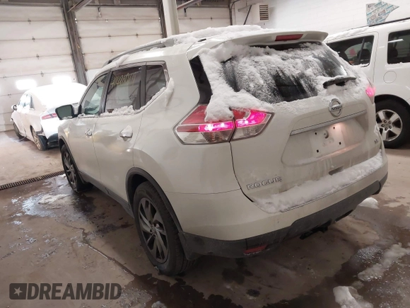 2015 Nissan Rogue SL with VIN 5N1AT2MT2FC836925, listed as a IAAI auction lot 41480969 with 152,210 mi miles. Bid and sale history available at carsss.com. Image 3.