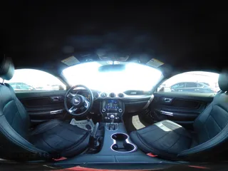 2018 Ford Mustang EcoBoost z VIN 1FA6P8TH3J5132136, wystawiony jako IAAI lot #41741496 z przebiegiem 62 526 mil mil oraz . Historia ofert i sprzedaży dostępna na DreamBid. Obrazek 20.