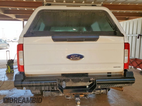 2017 Ford F-250 Lariat with VIN 1FT7W2B68HEB86430, listed as a Copart auction lot 64813195 with 201,172 mi miles and Clean title. Bid and sale history available at DreamBid. Image 6.