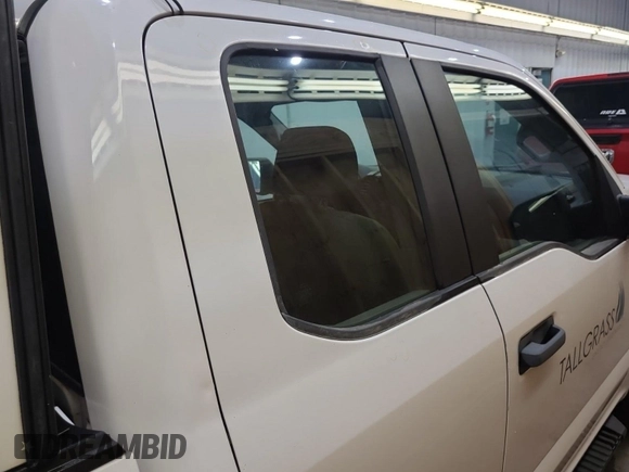 2016 Ford F-150 XLT with VIN 1FTFX1EF7GKD19449, listed as a IAAI auction lot 42665584 with 242,059 mi miles and . Bid and sale history available at DreamBid. Image 8.
