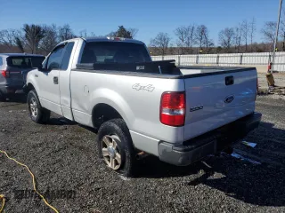 2005 Ford F-150 XL with VIN 1FTRF14535NB98598, listed as a Copart auction lot 88928675 with 214,304 mi miles and Salvage Title. Bid and sale history available at carsss.com. Image 2.