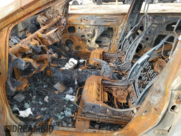 2017 Nissan Sentra SV z VIN 3N1AB7AP1HY367559, wystawiony jako Copart lot #44884185 z przebiegiem Nie podano mil oraz Nie do naprawy • Non repairable. Historia ofert i sprzedaży dostępna na DreamBid. Obrazek 7.