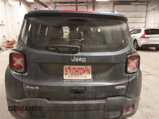 2020 Jeep Renegade Latitude with VIN ZACNJBBB0LPL29886, listed as a IAAI auction lot 41499830 with 61,029 mi miles and . Bid and sale history available at DreamBid. Image 16.