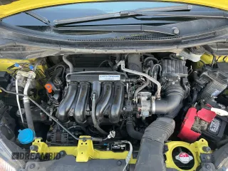 2015 Honda Fit LX with VIN 3HGGK5G51FM725668, listed as a Copart auction lot 45226945 with 3,900 mi miles and Clean Title. Bid and sale history available at carsss.com. Image 7.