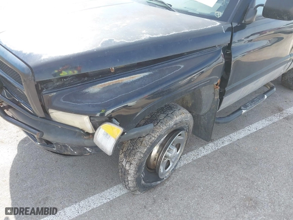 1996 Dodge Ram 1500 with VIN 1B7HF16Y2TS561233, listed as a IAAI auction lot 41491143 with 165,875 mi miles. Bid and sale history available at carsss.com. Image 6.