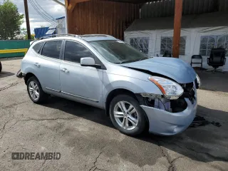2011 Nissan Rogue SV z VIN JN8AS5MV7BW310538, wystawiony jako Copart lot #57863935 z przebiegiem 109 545 mil mil oraz Szkoda całkowita • Salvage title. Historia ofert i sprzedaży dostępna na DreamBid. Obrazek 4.