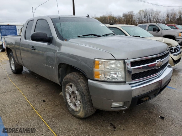 2007 Chevrolet Silverado 1500 LT w/1LT with VIN 2GCEK19J571607429, listed as a Copart auction lot 80849214 with 141,653 mi miles and Salvage Title. Bid and sale history available at carsss.com. Image 4.