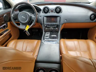 2014 Jaguar XJ with VIN SAJWJ2GD3E8V64988, listed as a Copart auction lot 55375034 with 0 mi miles and Clean Title. Bid and sale history available at carsss.com. Image 8.