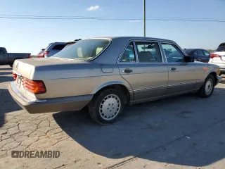 1990 Mercedes-Benz 420 with VIN WDBCA35E3LA500747, listed as a Copart auction lot 74351004 with 132,480 mi miles and Clean Title. Bid and sale history available at carsss.com. Image 3.