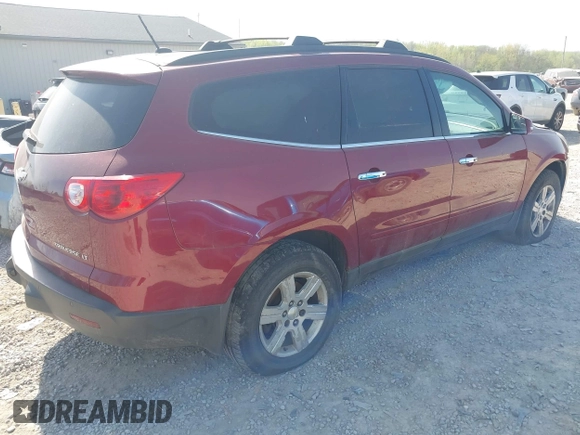 2011 Chevrolet Traverse 1LT z VIN 1GNKRGED7BJ309147, wystawiony jako IAAI lot #42104809 z przebiegiem 164 194 mil mil oraz . Historia ofert i sprzedaży dostępna na DreamBid. Obrazek 4.