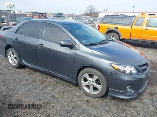 2011 Toyota Corolla L with VIN 2T1BU4EE4BC581004, listed as a IAAI auction lot 41846956 with 156,363 mi miles. Bid and sale history available at carsss.com. Image 1.