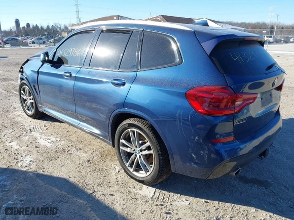2018 BMW X3 xDrive30i with VIN 5UXTR9C5XJLD64085, listed as a IAAI auction lot 41329786 with 1 mi miles. Bid and sale history available at carsss.com. Image 3.
