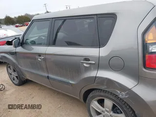 2011 Kia Soul + with VIN KNDJT2A28B7307028, listed as a IAAI auction lot 41374263 with 182,074 mi miles. Bid and sale history available at carsss.com. Image 13.