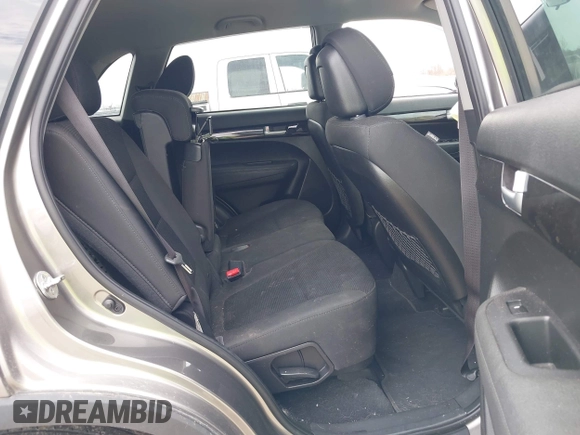 2015 Kia Sorento LX with VIN 5XYKTCA66FG570155, listed as a IAAI auction lot 42123965 with 110,748 mi miles and . Bid and sale history available at carsss.com. Image 8.