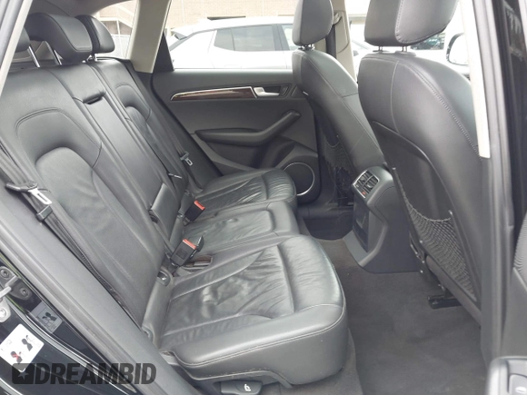 2011 Audi Q5 Premium Plus z VIN WA1DKAFP8BA081763, wystawiony jako IAAI lot #42343565 z przebiegiem 106 193 mil mil oraz . Historia ofert i sprzedaży dostępna na DreamBid. Obrazek 8.