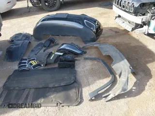 2019 Jeep Cherokee Limited с VIN 1C4PJLDB9KD427679, выставлен на аукционе IAAI как лот 41797126 с пробегом 112 457 миль миль и . История ставок и продаж доступна на DreamBid. Изображение 12.