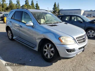 2007 Mercedes-Benz M 350 with VIN 4JGBB86E07A225619, listed as a Copart auction lot 42448025 with 113,221 mi miles and Salvage Title. Bid and sale history available at DreamBid. Image 4.