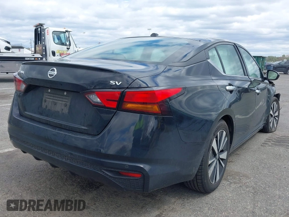2022 Nissan Altima SV z VIN 1N4BL4DV8NN318591, wystawiony jako IAAI lot #42039464 z przebiegiem 73 129 mil mil oraz . Historia ofert i sprzedaży dostępna na DreamBid. Obrazek 4.