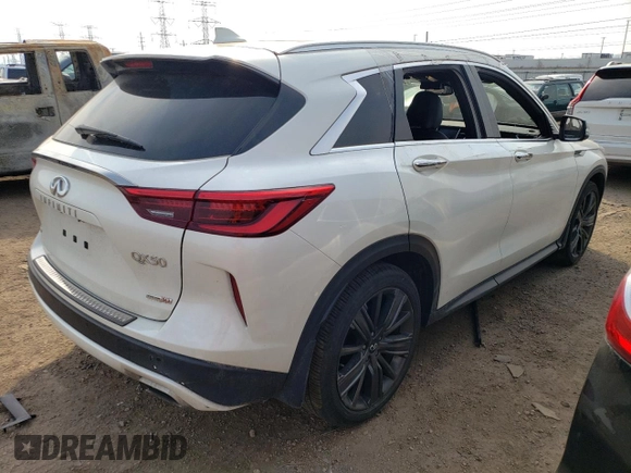2020 Infiniti QX50 LUXE with VIN 3PCAJ5M37LF120726, listed as a Copart auction lot 45239163 with 26,185 mi miles. Bid and sale history available at carsss.com. Image 3.