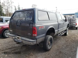 2006 Ford F-250 XL z VIN 1FTSW21Y76EA62434, wystawiony jako Copart lot #52322145 z przebiegiem Nie podano mil oraz Szkoda całkowita • Salvage title. Historia ofert i sprzedaży dostępna na DreamBid. Obrazek 3.