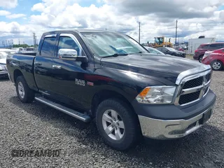 2015 Ram 1500 Express z VIN 1C6RR7FT8FS536433, wystawiony jako IAAI lot #42238928 z przebiegiem 77 404 mil mil oraz . Historia ofert i sprzedaży dostępna na DreamBid. Obrazek 1.