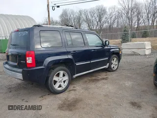 2010 Jeep Patriot Limited with VIN 1J4NF4GB0AD672289, listed as a IAAI auction lot 41807660 with 147,360 mi miles and . Bid and sale history available at DreamBid. Image 4.