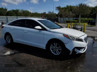 2015 Hyundai Sonata SE with VIN 5NPE24AF5FH072950, listed as a Copart auction lot 52678885 with 140,227 mi miles and Clean Title. Bid and sale history available at carsss.com. Image 4.