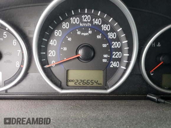 2009 Hyundai Veracruz GLS with VIN KM8NU73C29U097339, listed as a Copart auction lot 72419964 with 226,654 mi miles and Salvage title. Bid and sale history available at DreamBid. Image 9.